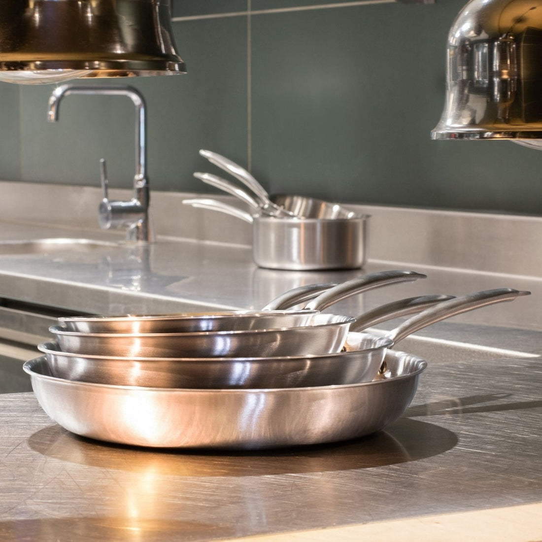 Les meilleures batteries de cuisine pour induction en 2026 : le guide nouvelle génération