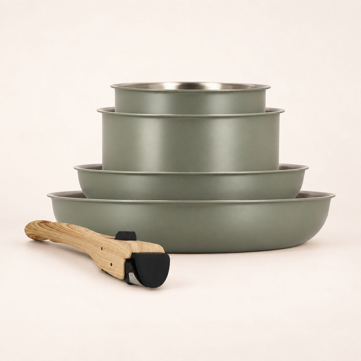 Set Easynox Amovible : 4 récipients inox vert olive empilés avec poignée bois détachable, vue d'ensemble