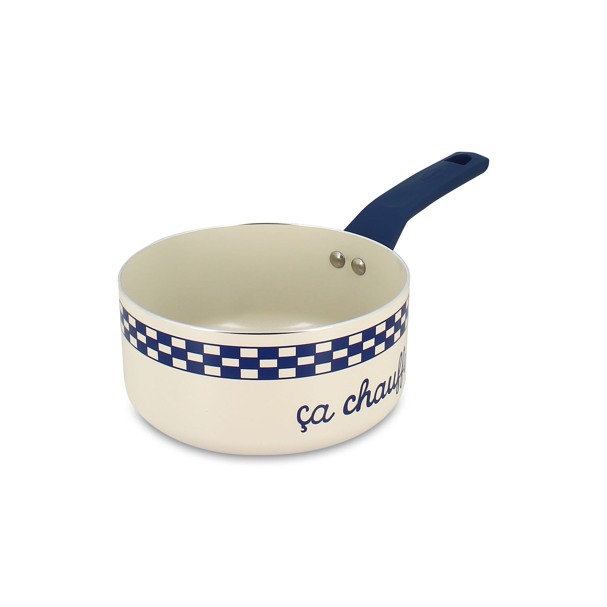 Casserole Ginette 18cm Menastyl crème motif carreaux bleus, vue de trois quarts avec manche bleu marine
