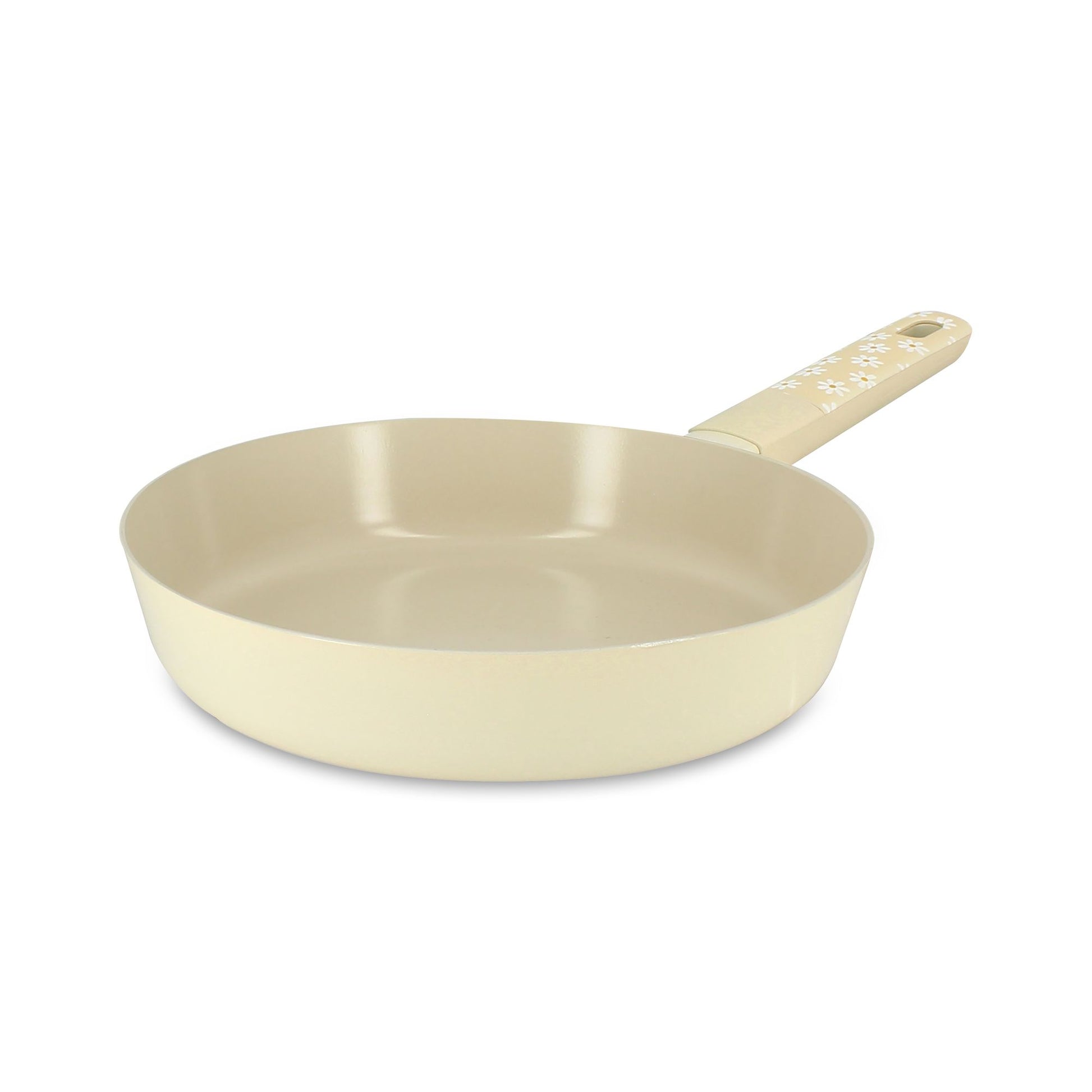 Poêle Marguerite 24cm en aluminium beige clair Menastyl, vue de trois-quarts avec manche perforé