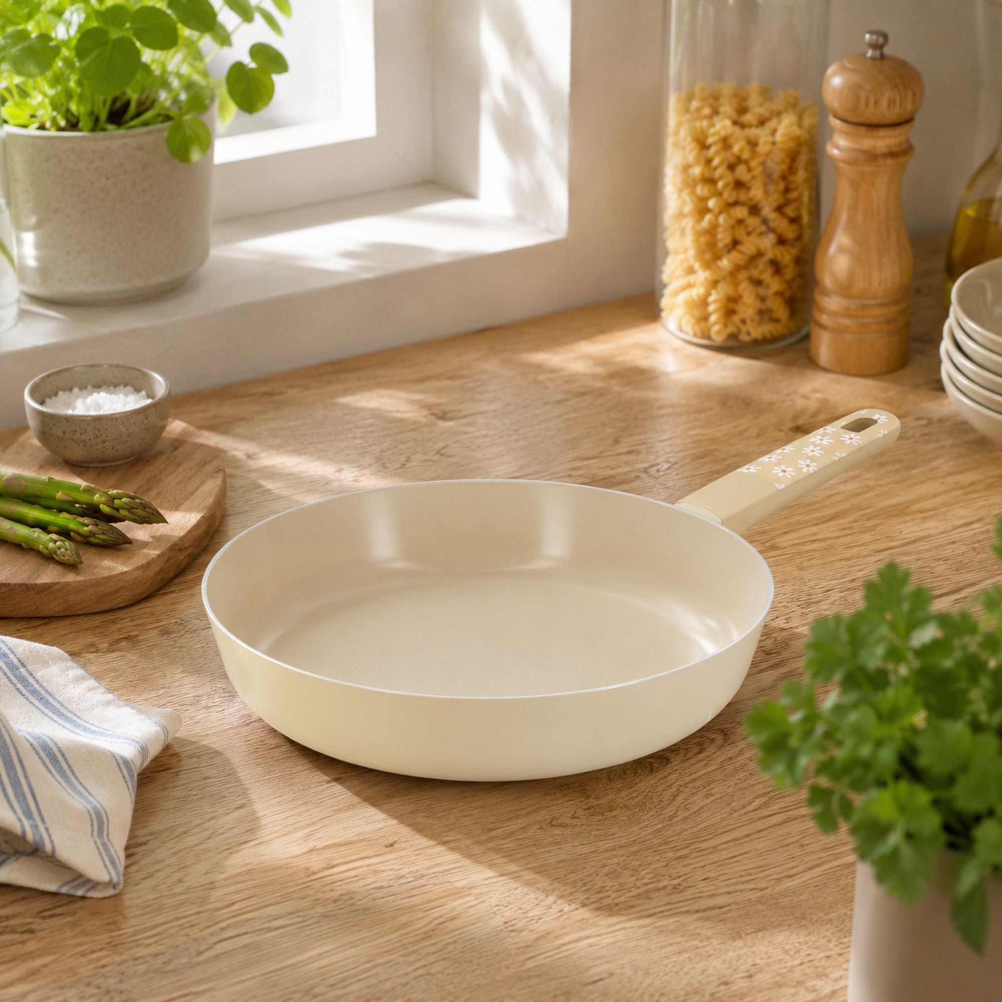 Poêle Marguerite 28cm en aluminium