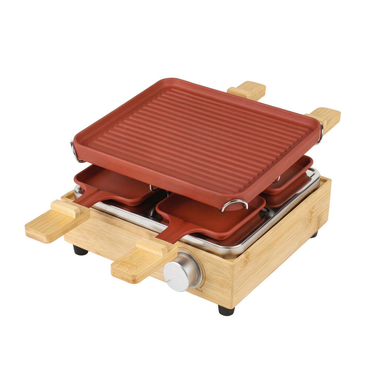 Appareil à raclette 4 personnes en bambou avec plaques rouges et poêlons, vue d'ensemble trois-quarts