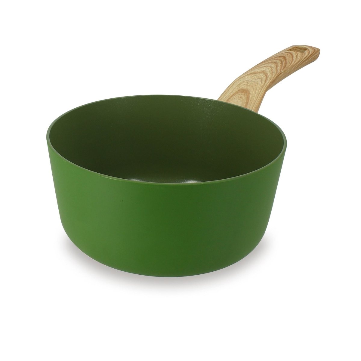Casserole Colorama 18 cm verte avec poignée bois, vue de trois quarts sur fond blanc