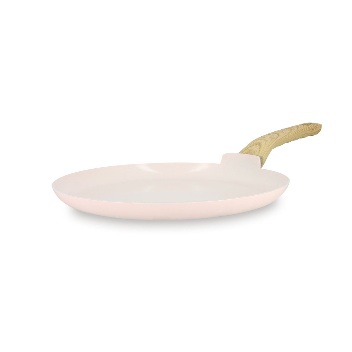 Crêpière Colorama 26 cm rose pâle avec manche imitation bois, vue de trois quarts sur fond blanc