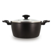 Faitout First 24 cm en aluminium noir avec couvercle en verre et poignées bakelite Menastyl, vue de face