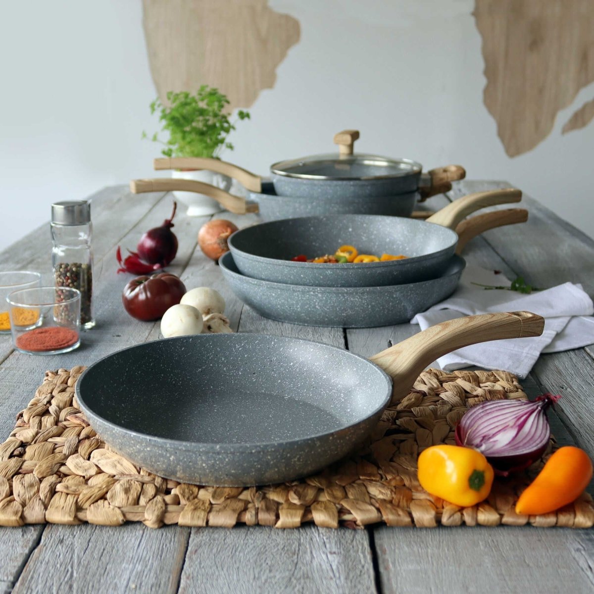 Poêle Cannelle en aluminium forgé 28 cm - Menastyl - Poêle