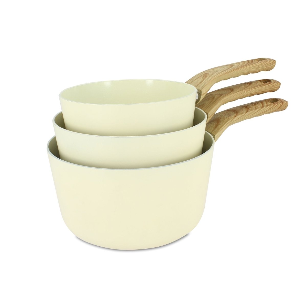 Set de 3 casseroles Colorama céladon 16/18/20cm empilées, manches bois effet chêne, vue trois-quarts sur fond blanc
