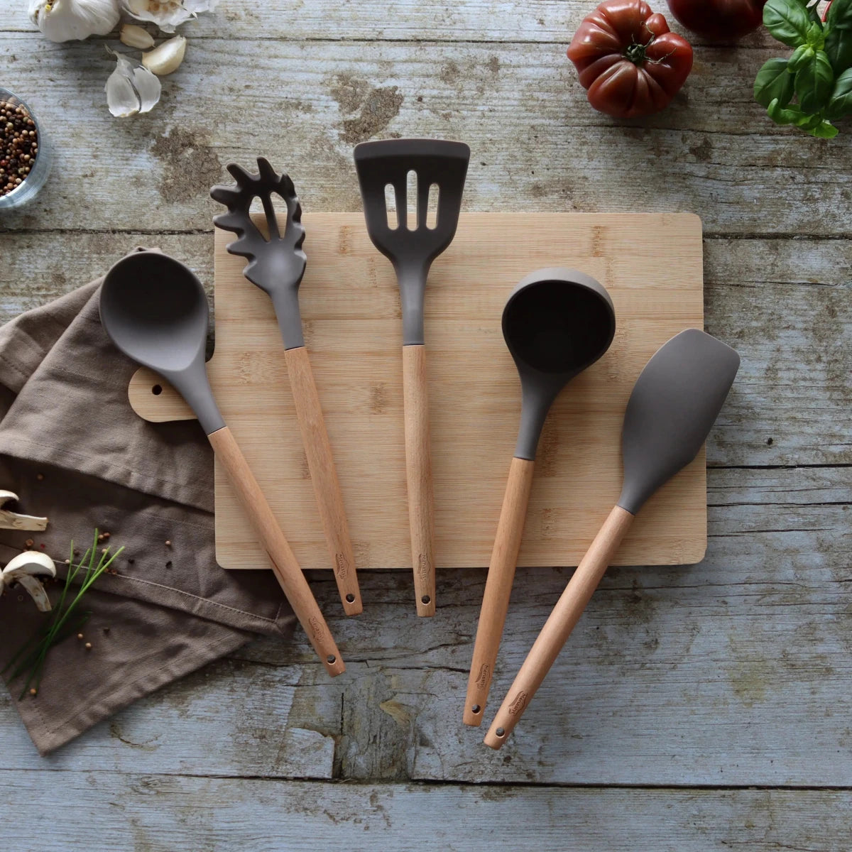 Set de 5 ustensiles Eliott en silicone avec manche en bois - Menastyl - Ustensiles