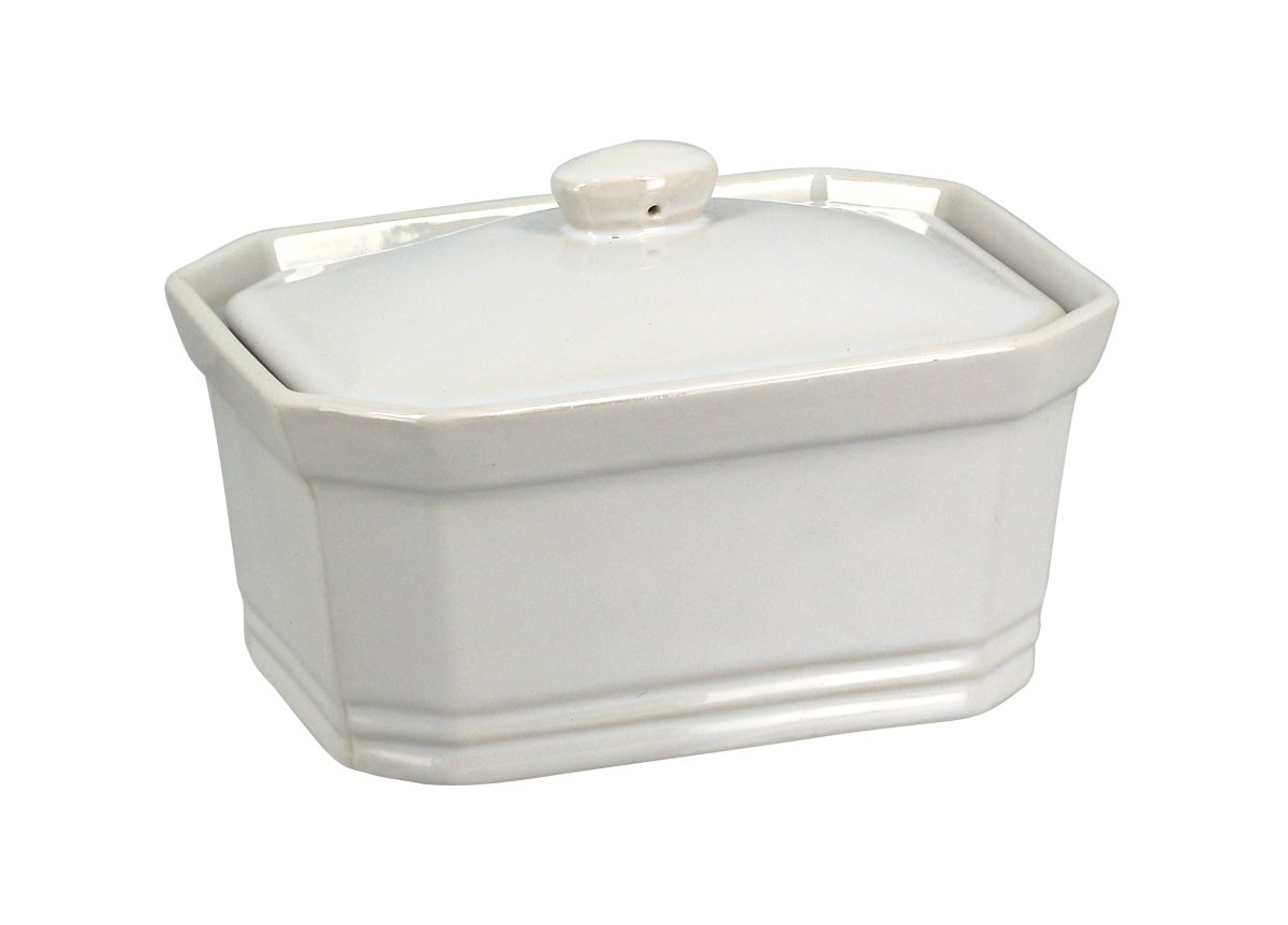 Terrine avec couvercle 1kg en grès blanc Menastyl, vue de trois quarts sur fond blanc