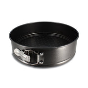 Moule à charnière Amandine 24 cm en acier carbone noir Menastyl avec clip de fermeture et fond perforé